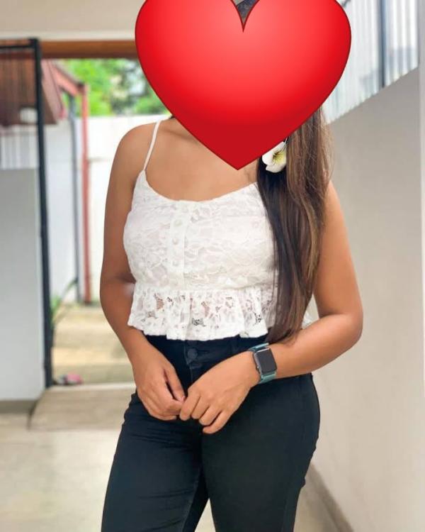 girls-personal photo of Lanka Ads