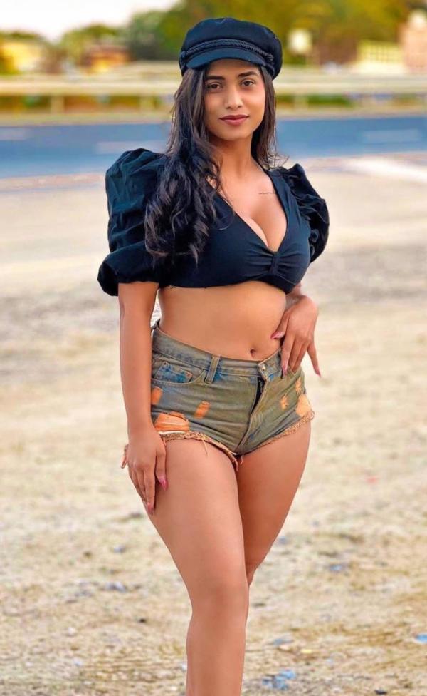 girls-personal photo of Lanka Ads