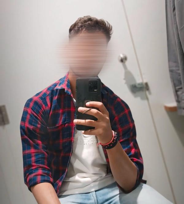 boys-personal photo of Lanka Ads