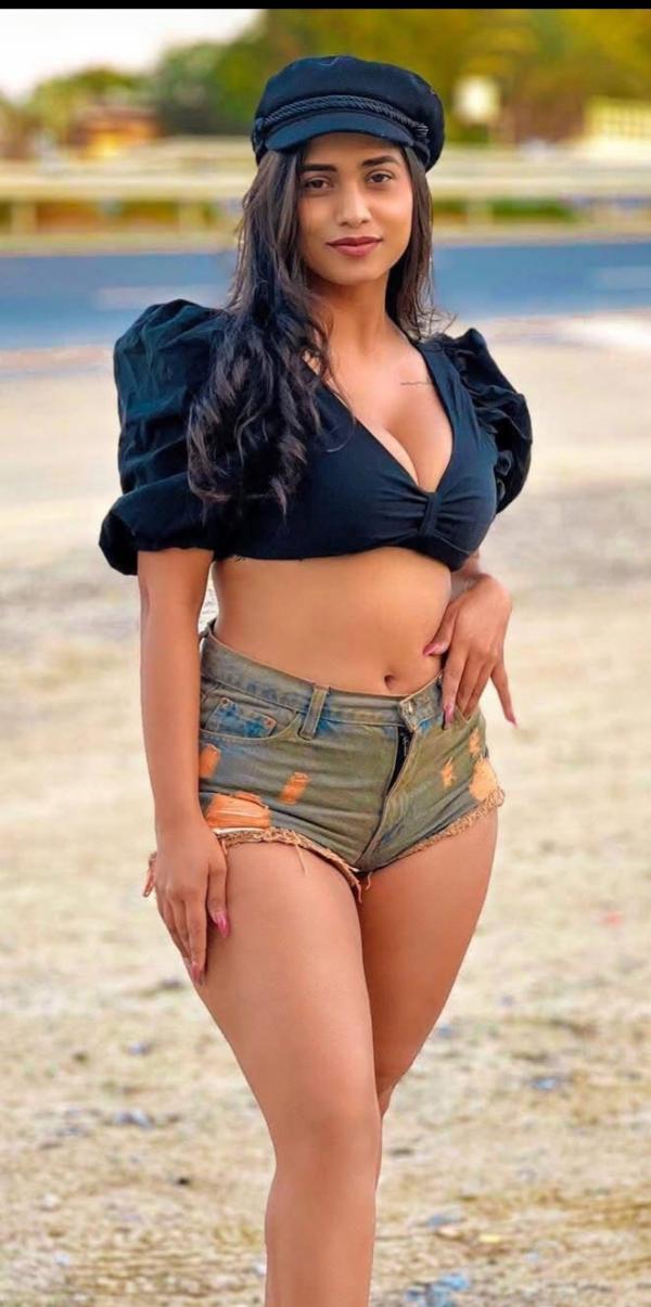 girls-personal photo of Lanka Ads