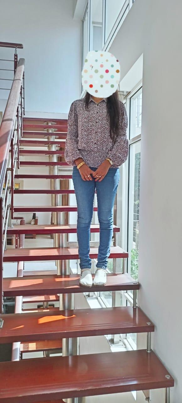 live-cam photo of Lanka Ads