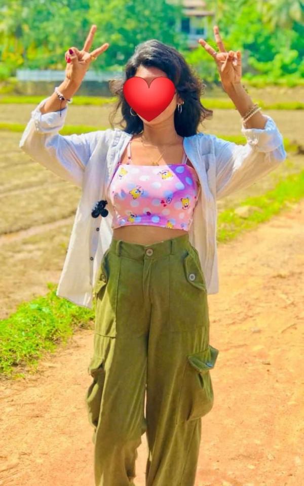 girls-personal photo of Lanka Ads