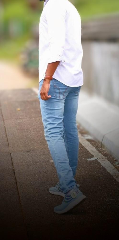 boys-personal photo of Lanka Ads