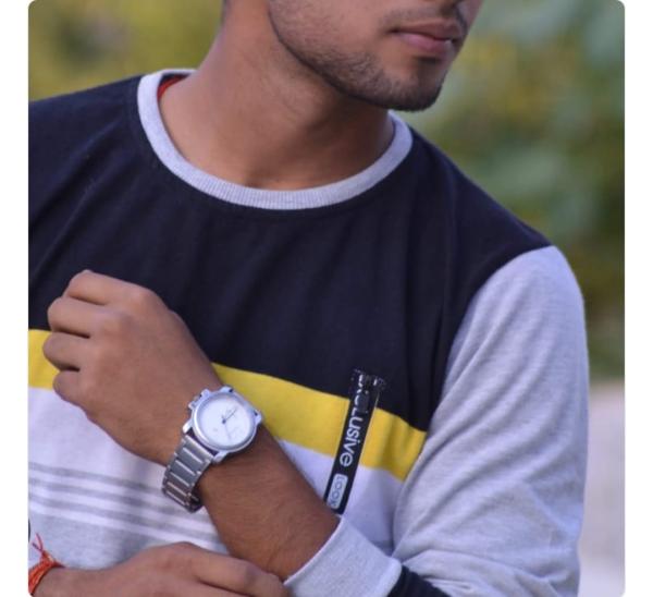 boys-personal photo of Lanka Ads