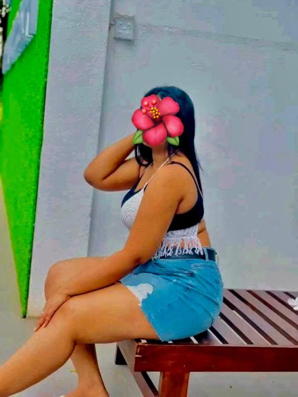 girls-personal photo of Lanka Ads