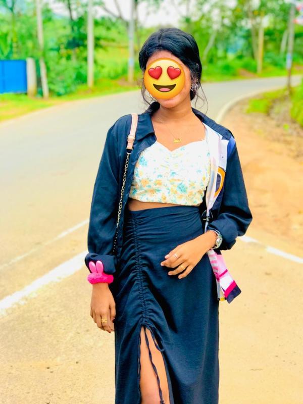 girls-personal photo of Lanka Ads