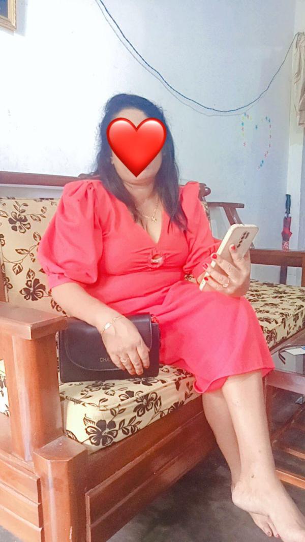 girls-personal photo of Lanka Ads