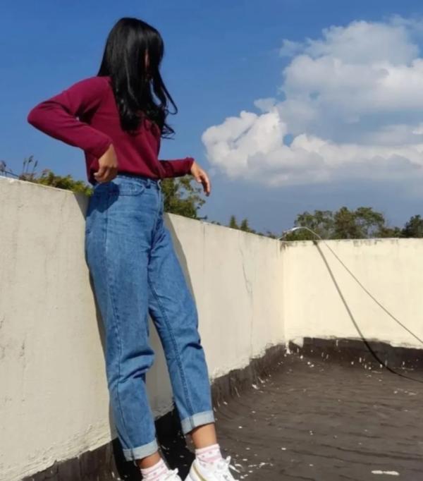 girls-personal photo of Lanka Ads