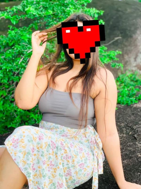 girls-personal photo of Lanka Ads