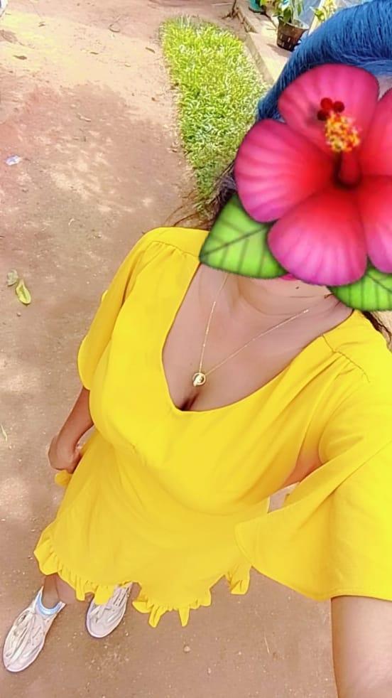 girls-personal photo of Lanka Ads