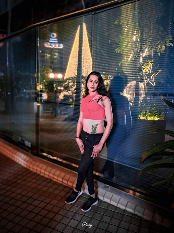 shemale photo of Lanka Ads