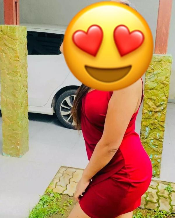 girls-personal photo of Lanka Ads