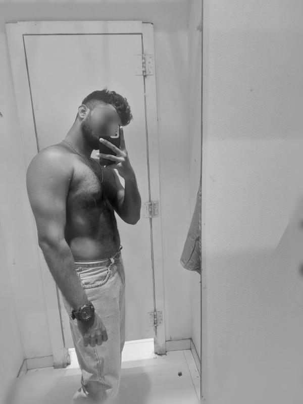 boys-personal photo of Lanka Ads