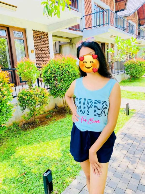 girls-personal photo of Lanka Ads