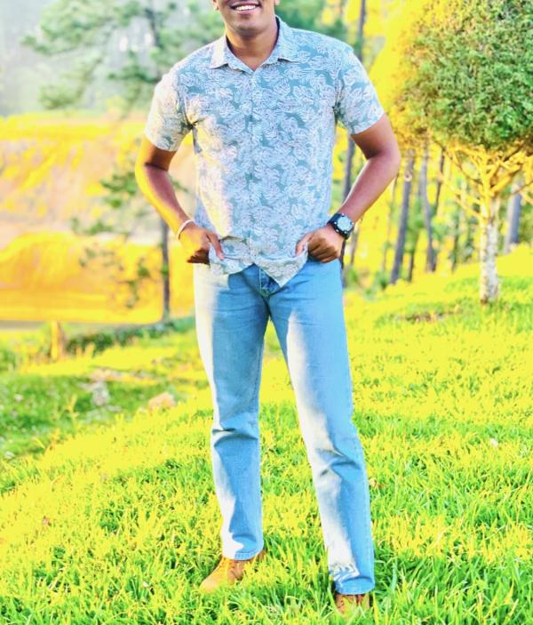 boys-personal photo of Lanka Ads