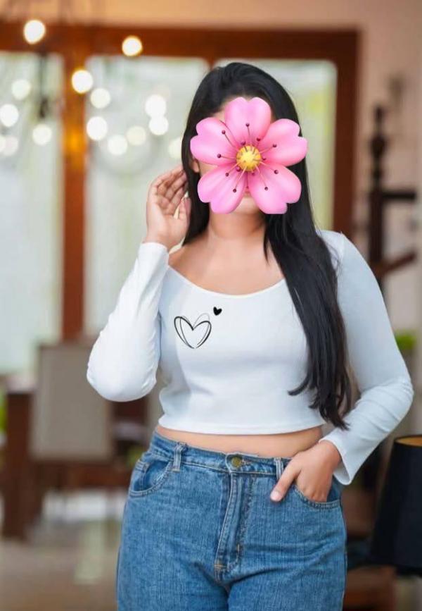 girls-personal photo of Lanka Ads