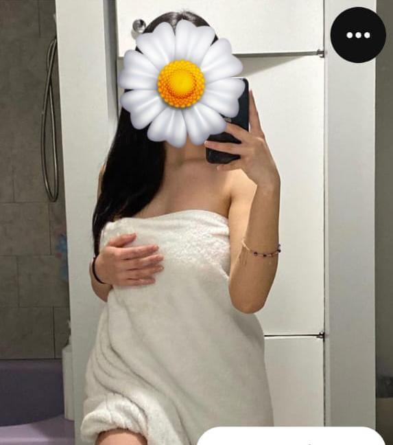 girls-personal photo of Lanka Ads