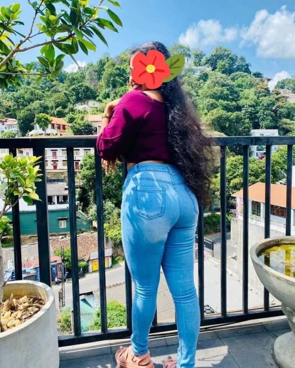 girls-personal photo of Lanka Ads