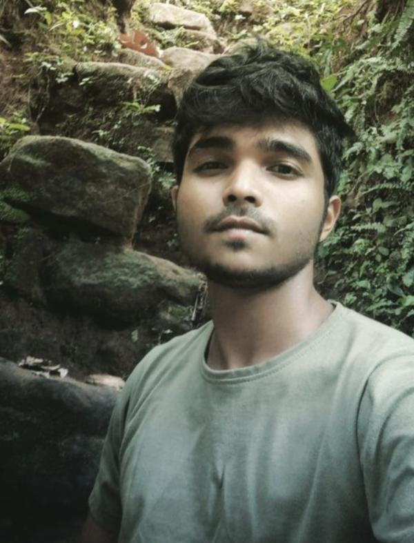 girls-personal photo of Lanka Ads