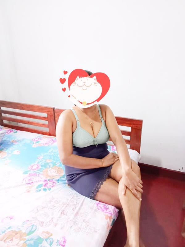 girls-personal photo of Lanka Ads