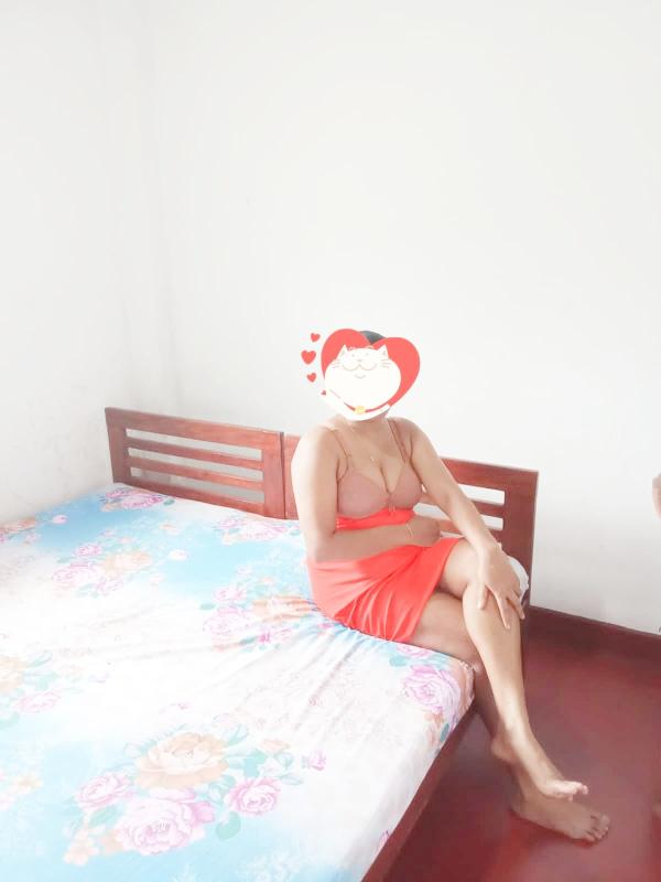 girls-personal photo of Lanka Ads