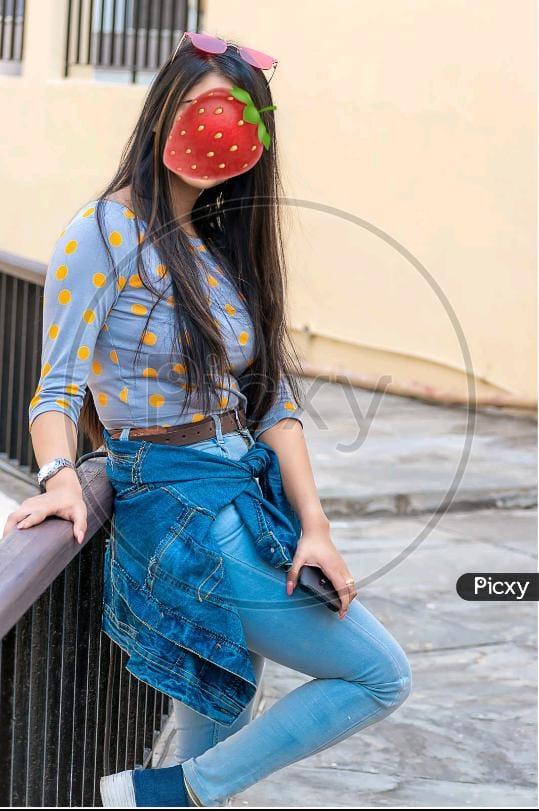 girls-personal photo of Lanka Ads