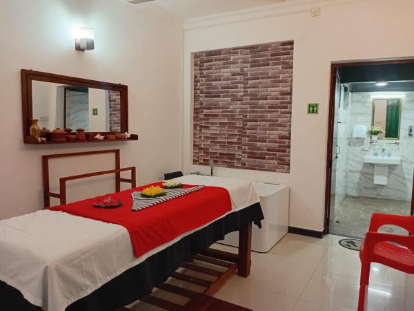 spa photo of Lanka Ads