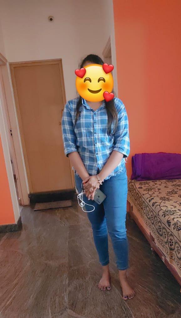 girls-personal photo of Lanka Ads