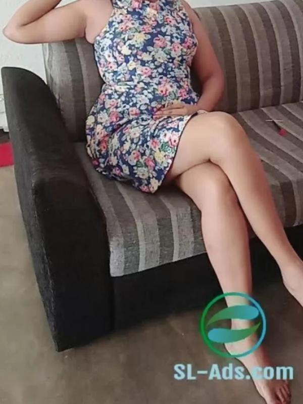 girls-personal photo of Lanka Ads