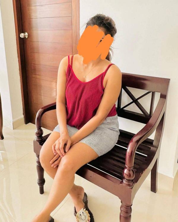 girls-personal photo of Lanka Ads