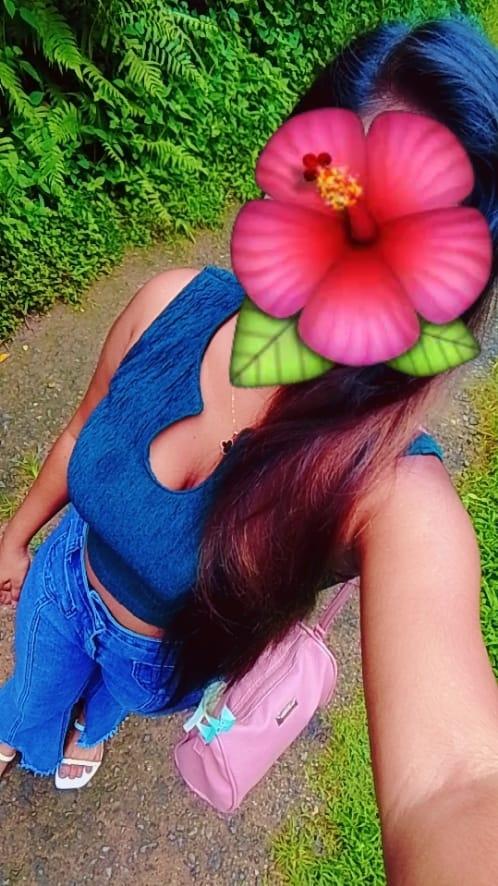 girls-personal photo of Lanka Ads