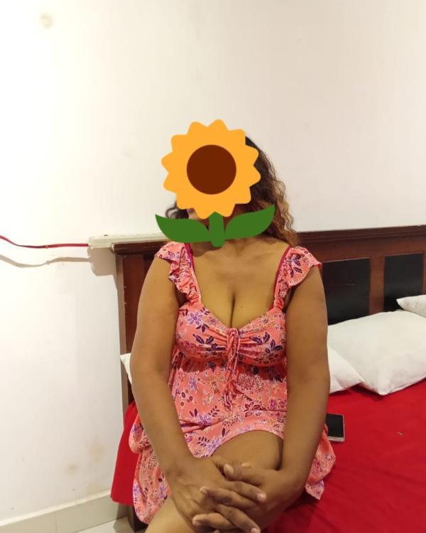 girls-personal photo of Lanka Ads