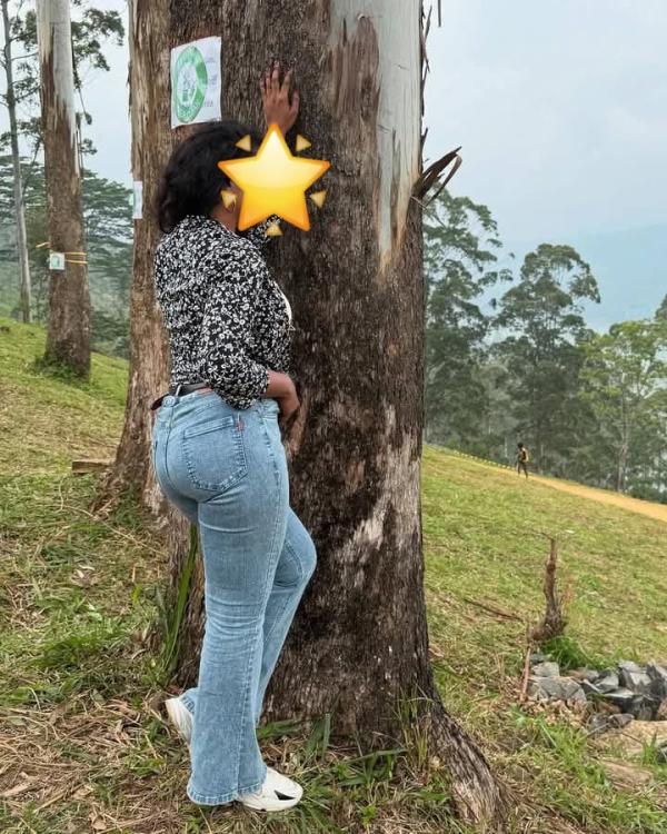 girls-personal photo of Lanka Ads