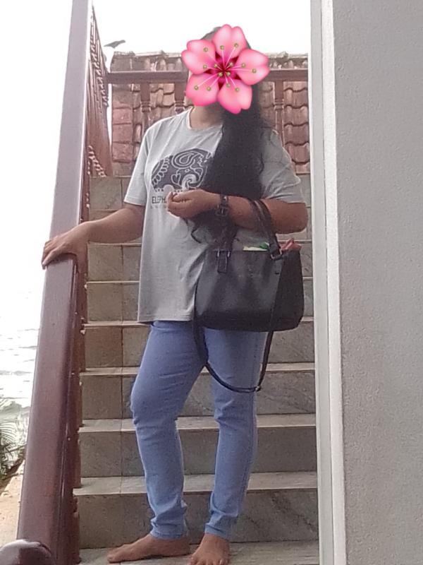 girls-personal photo of Lanka Ads