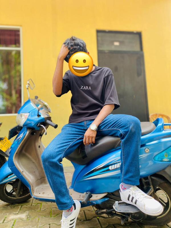 girls-personal photo of Lanka Ads