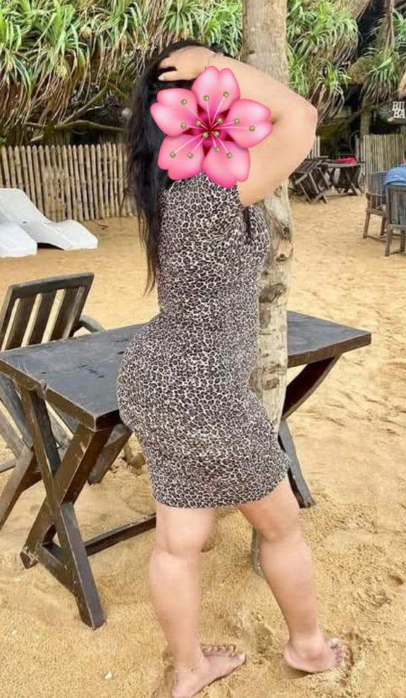 girls-personal photo of Lanka Ads