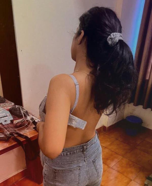 girls-personal photo of Lanka Ads