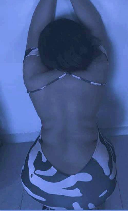 girls-personal photo of Lanka Ads