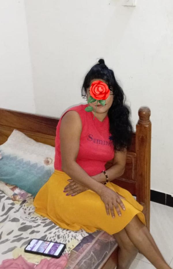 girls-personal photo of Lanka Ads