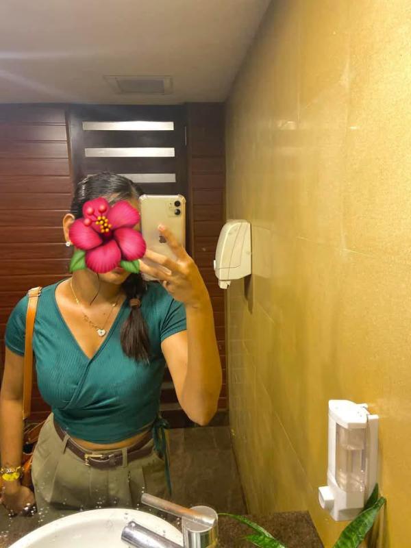 girls-personal photo of Lanka Ads