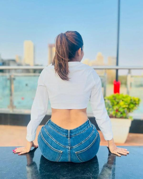 girls-personal photo of Lanka Ads