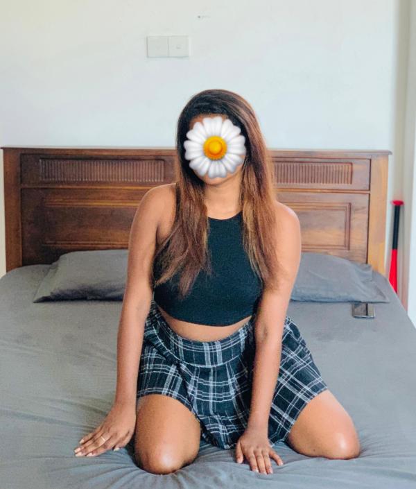 girls-personal photo of Lanka Ads