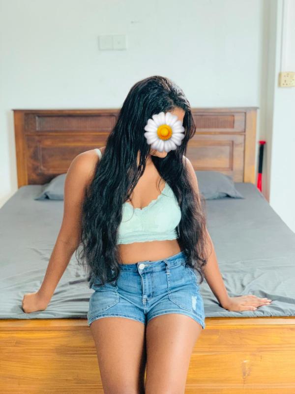 girls-personal photo of Lanka Ads