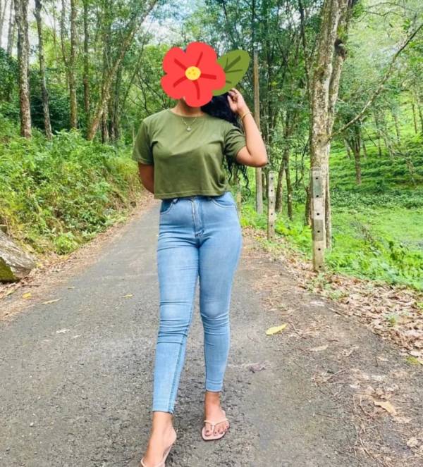 girls-personal photo of Lanka Ads