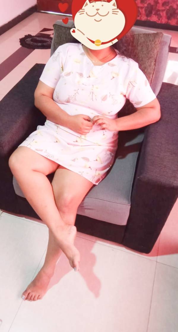 girls-personal photo of Lanka Ads