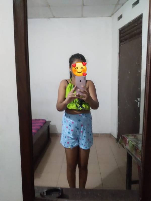 girls-personal photo of Lanka Ads