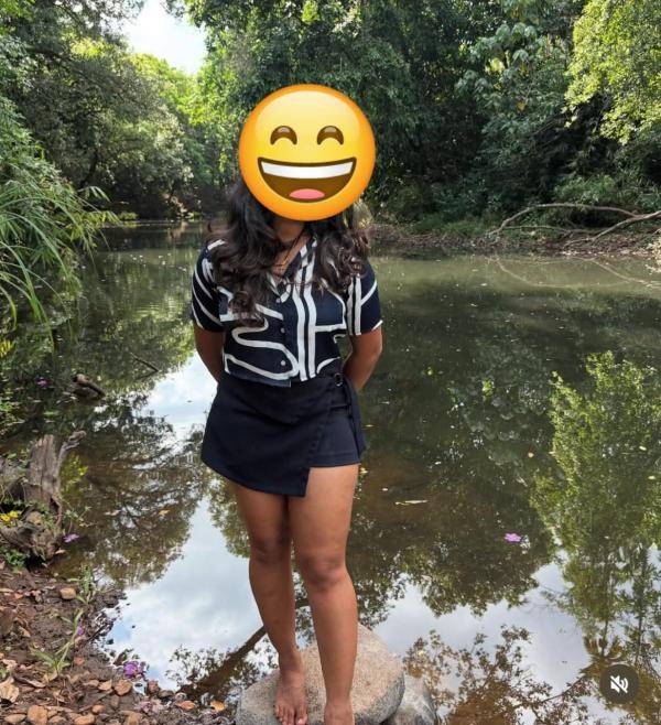 girls-personal photo of Lanka Ads