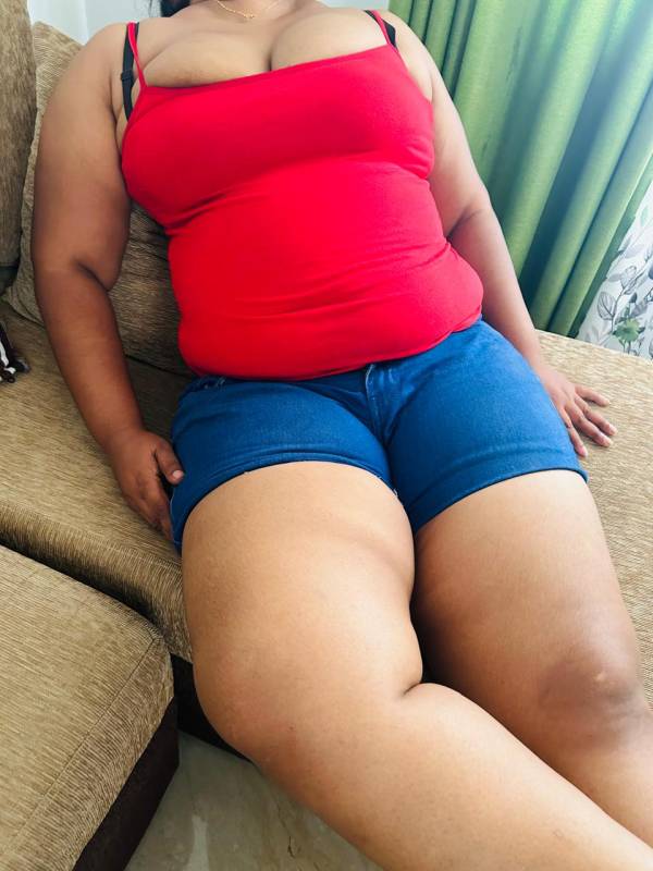 girls-personal photo of Lanka Ads