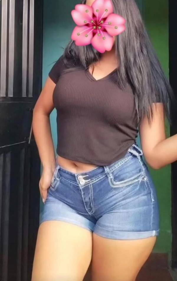 girls-personal photo of Lanka Ads