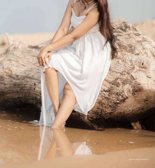 girls-personal photo of Lanka Ads